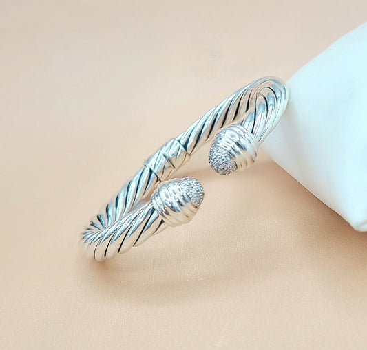    David-Yurman-8.5mm-Pave Diamond-Tip-Bracelet-