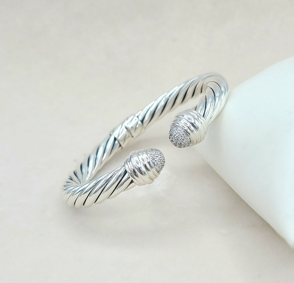    David-Yurman-8.5mm-Pave Diamond-Tip-Bracelet-