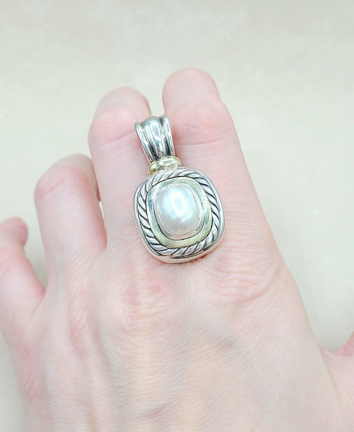    David Yurman Albion Pendant Large Pearl & Gold