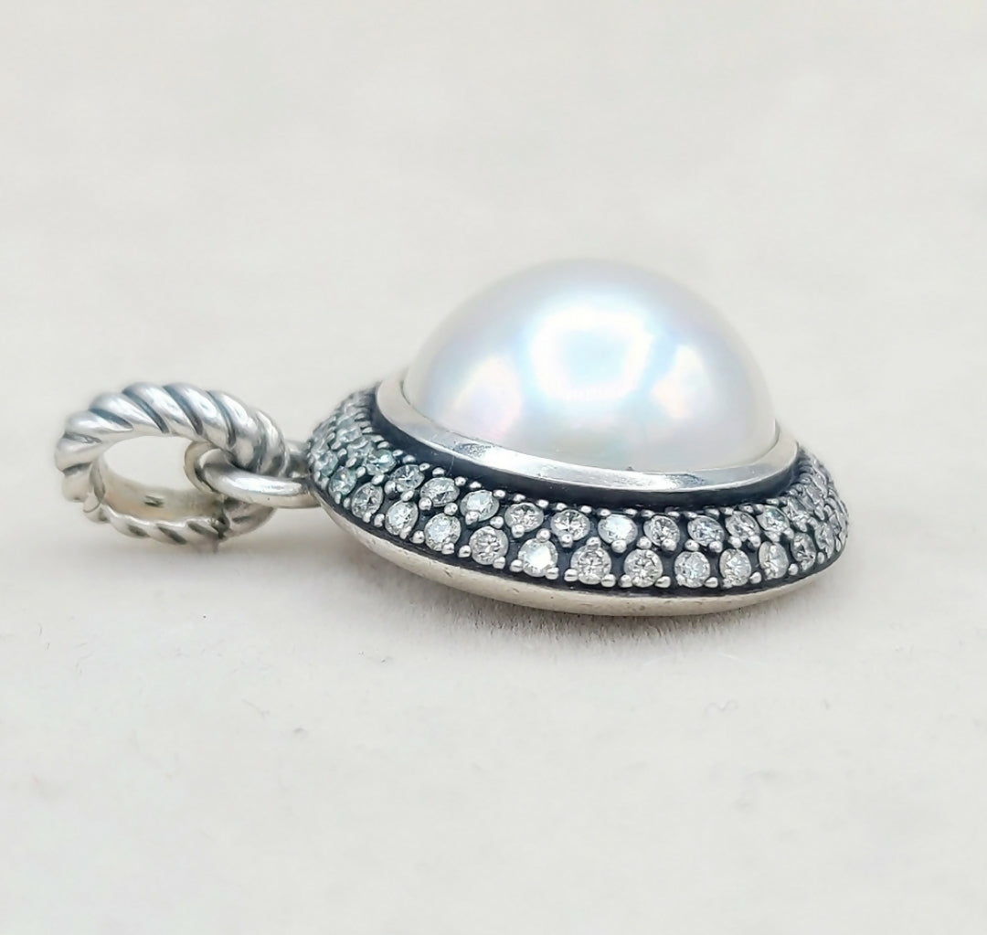    David Yurman Cerise Moonlight Ice Pendant – Pearl & Diamond