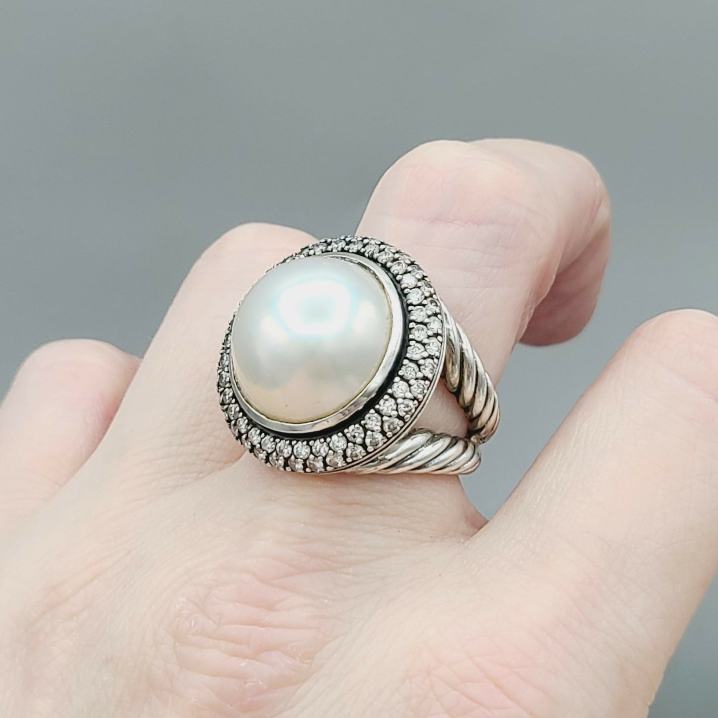    David Yurman Cerise Moonlight Ice Ring – Pearl & Diamonds