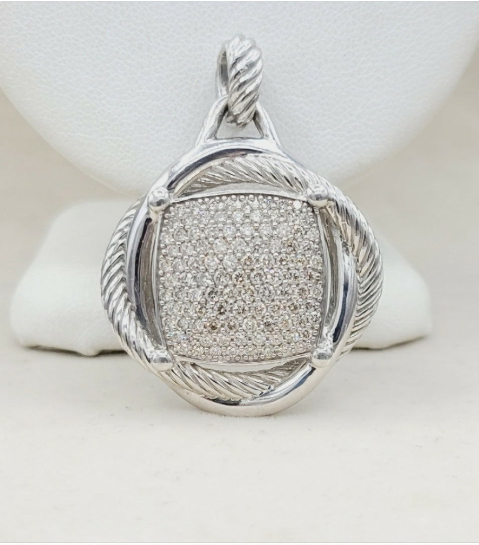   David Yurman Infinity Large Pendant – Diamonds