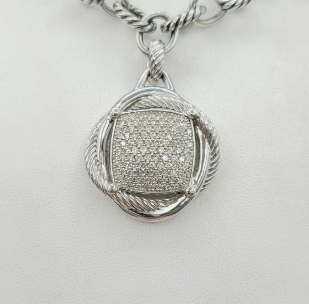    David Yurman Infinity Large Pendant – Diamonds