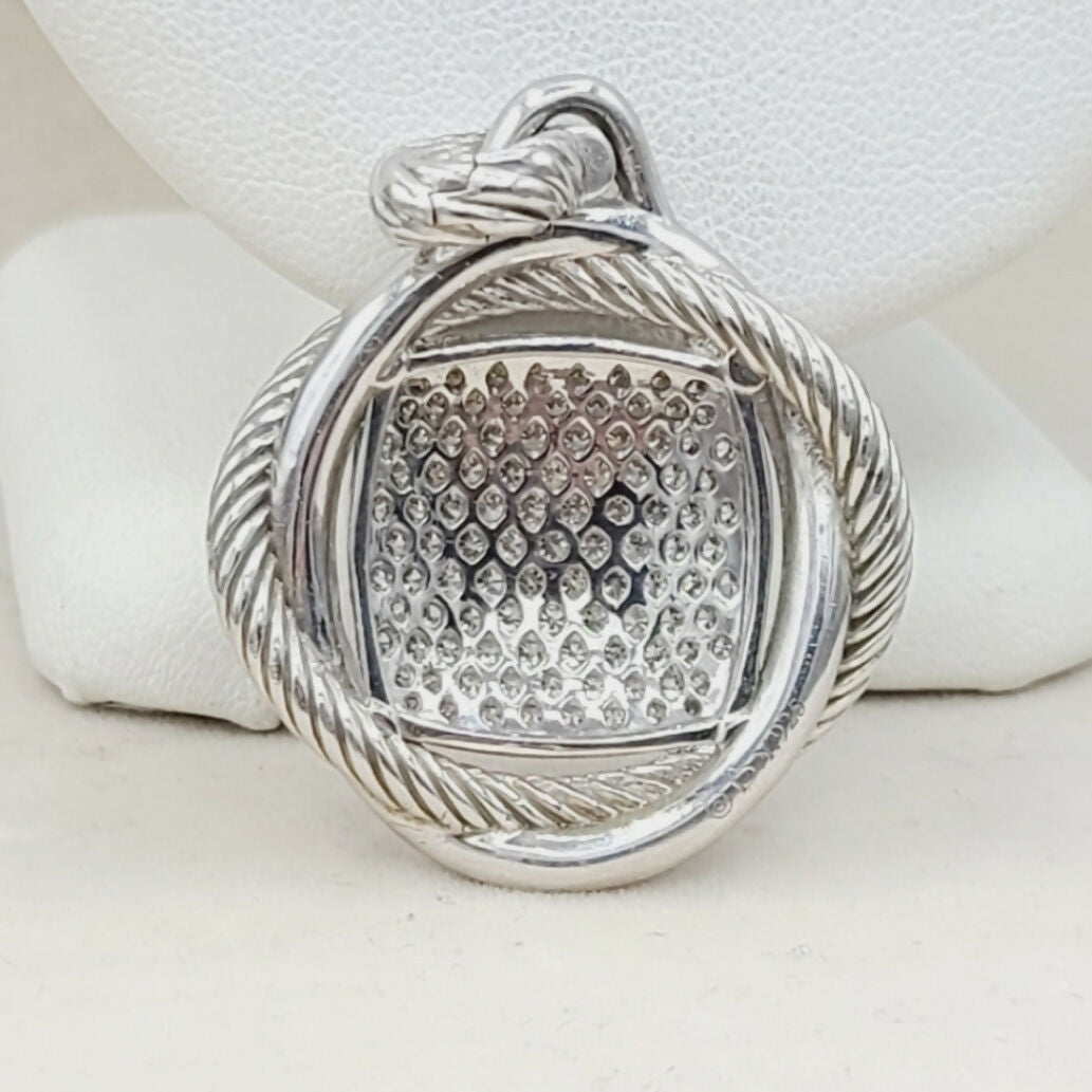    David Yurman Infinity Large Pendant – Diamonds