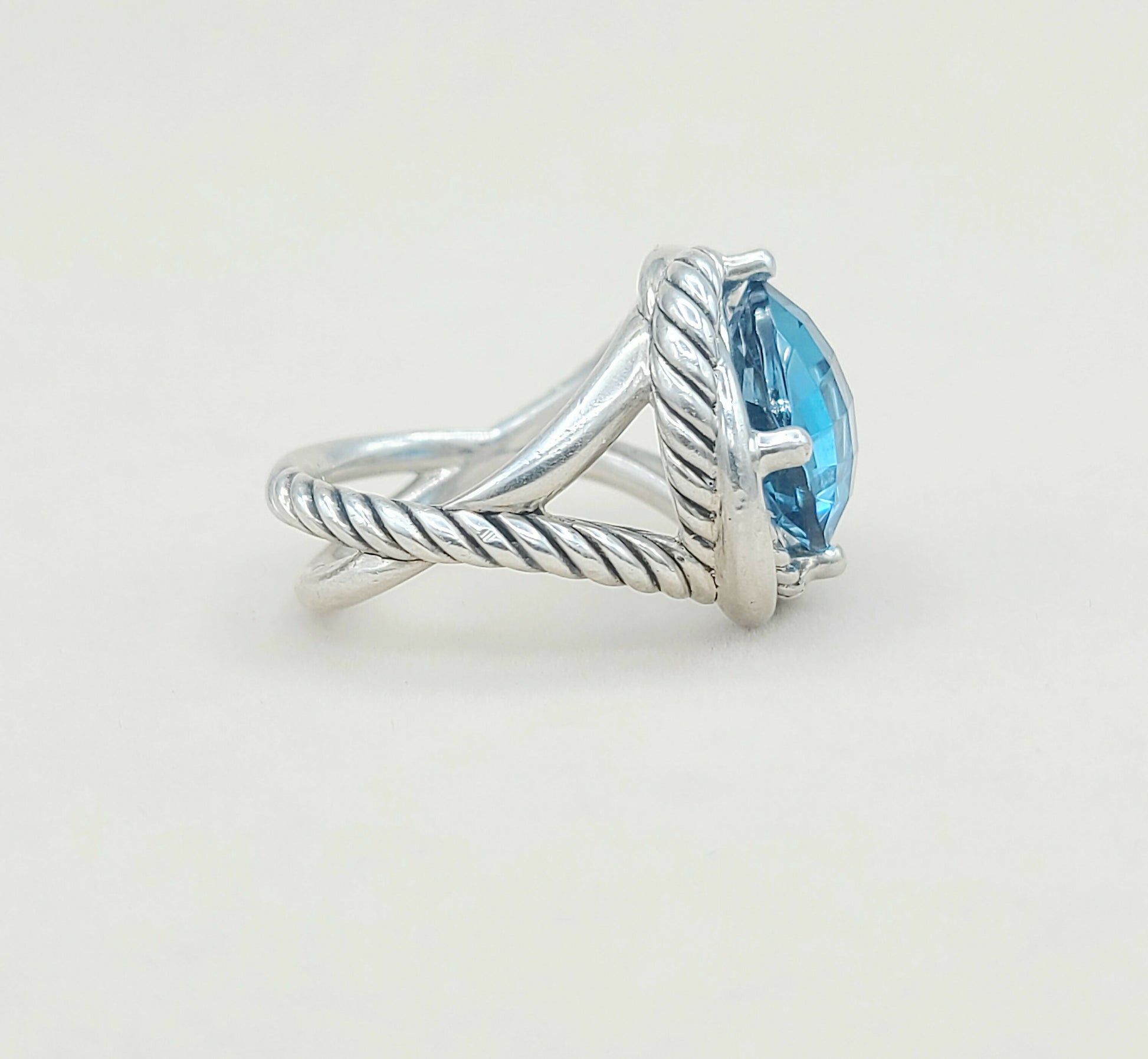    David Yurman Infinity Ring 11mm Blue Topaz