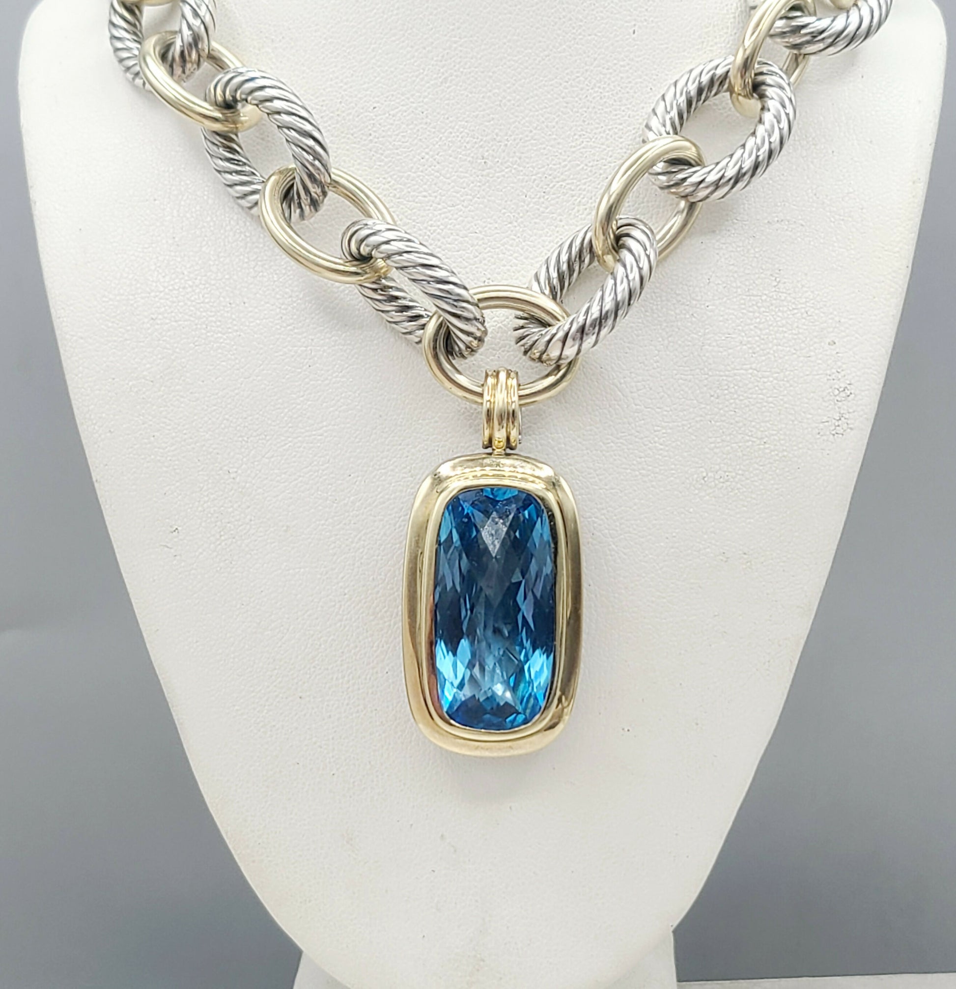    David Yurman Jumbo Albion Elongated Pendant – Blue Topaz