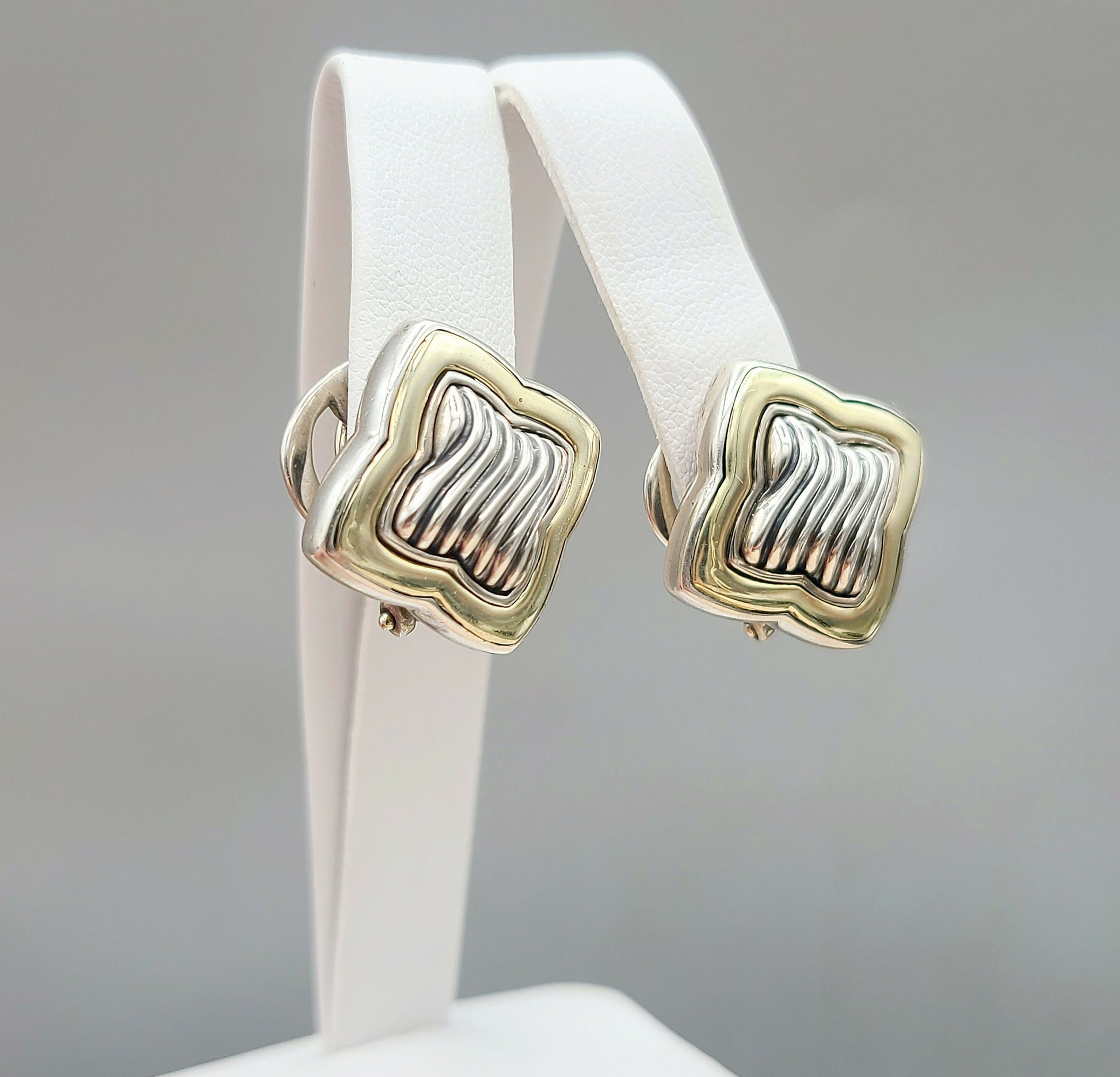    David Yurman Large Thoroughbred Quatrefoil Earrings