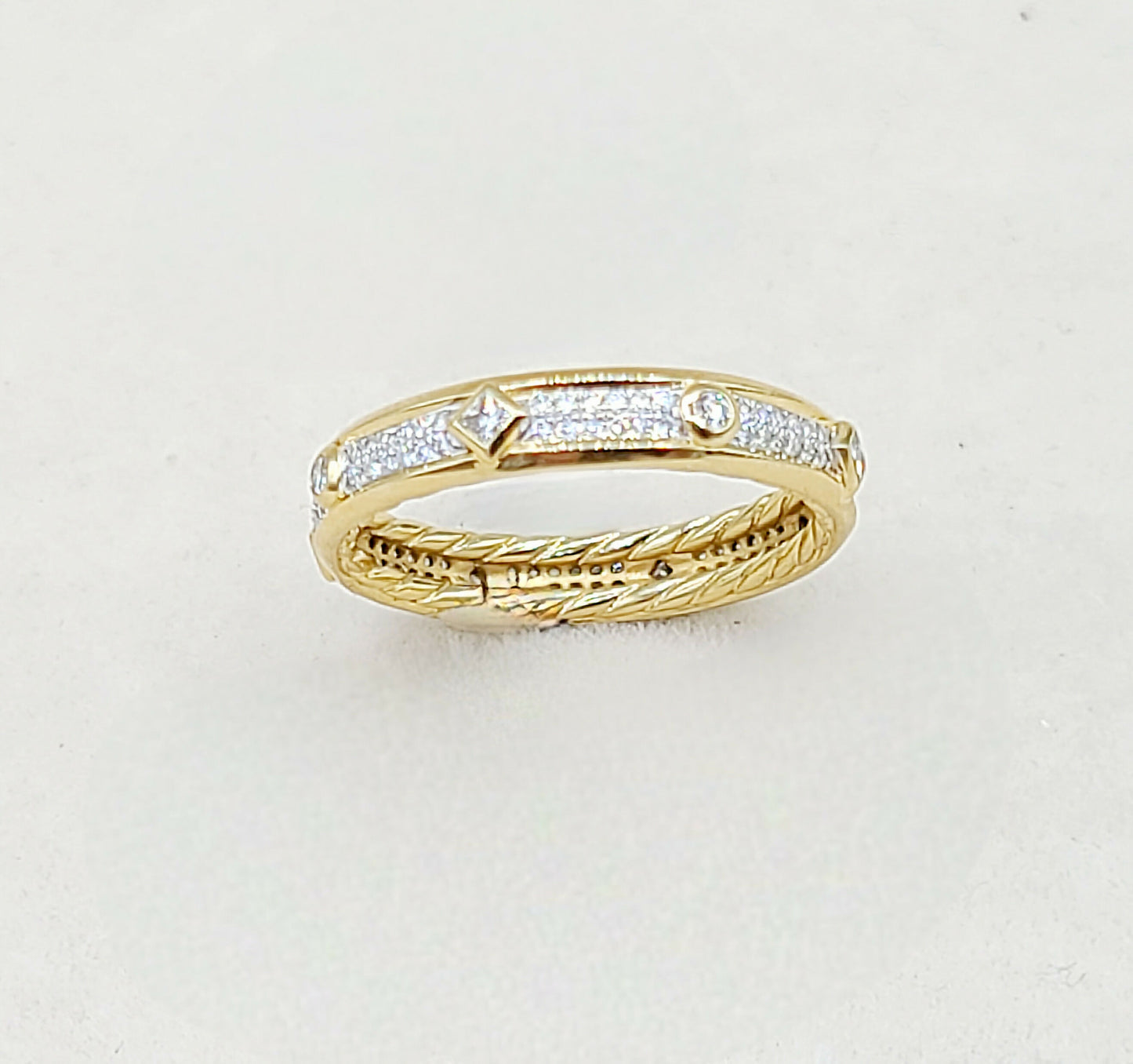    David Yurman Modern Renaissance Ring 18K Gold & Diamonds