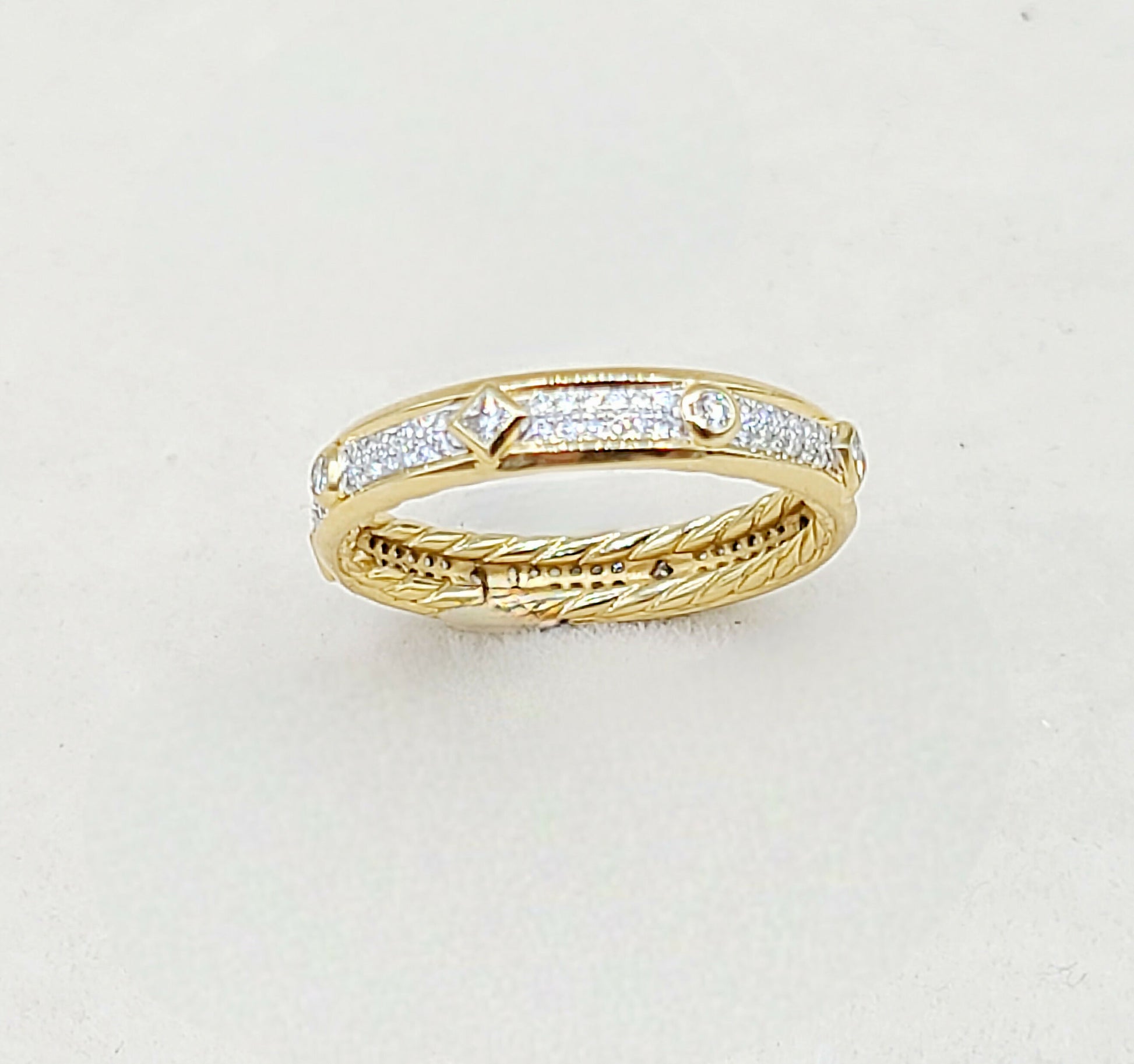    David Yurman Modern Renaissance Ring 18K Gold & Diamonds