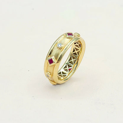    David Yurman Modern Renaissance Ring 18K Gold, Rubies, Diamonds