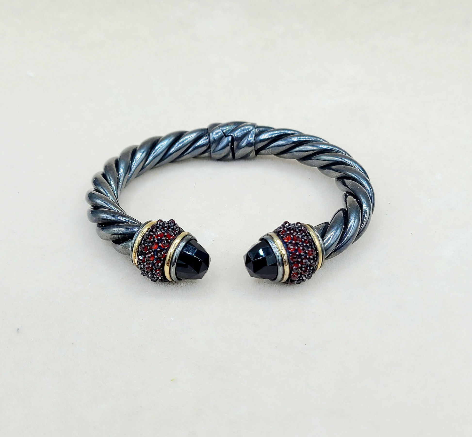    David Yurman Osetra Berries Bracelet  Black Onyx & Garnet