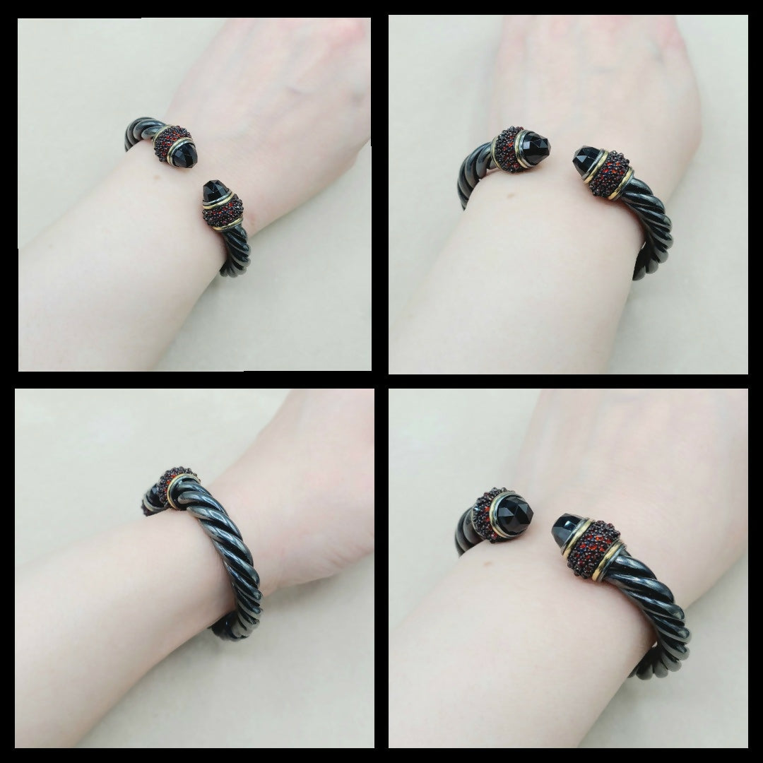    David Yurman Osetra Berries Bracelet  Black Onyx & Garnet