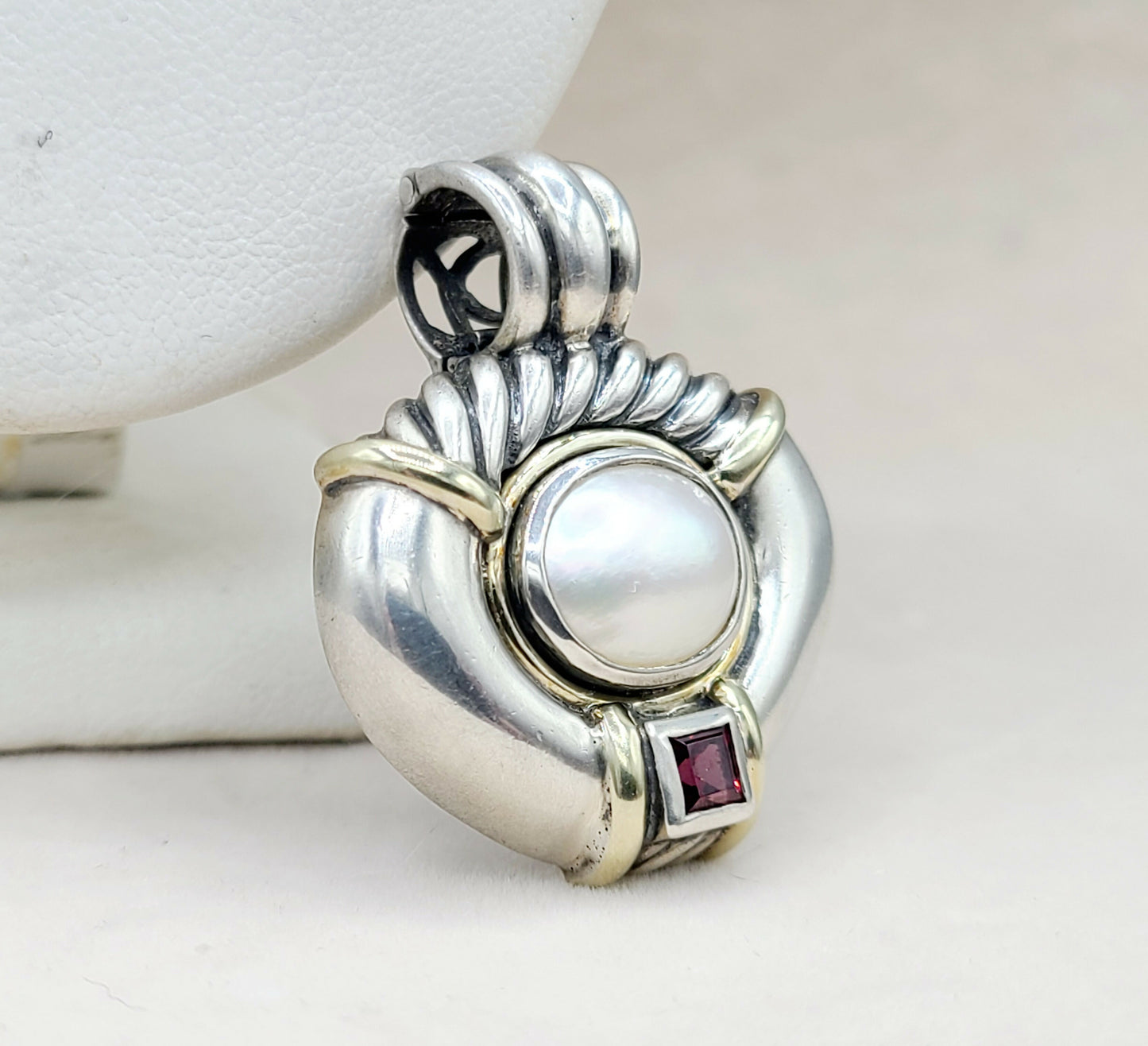    David Yurman Renaissance Pendant Large Pearl & Garnet