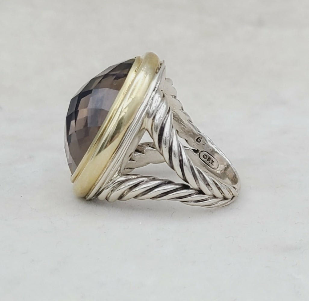    David Yurman Signature Oval Ring – Smoky Quartz & Gold