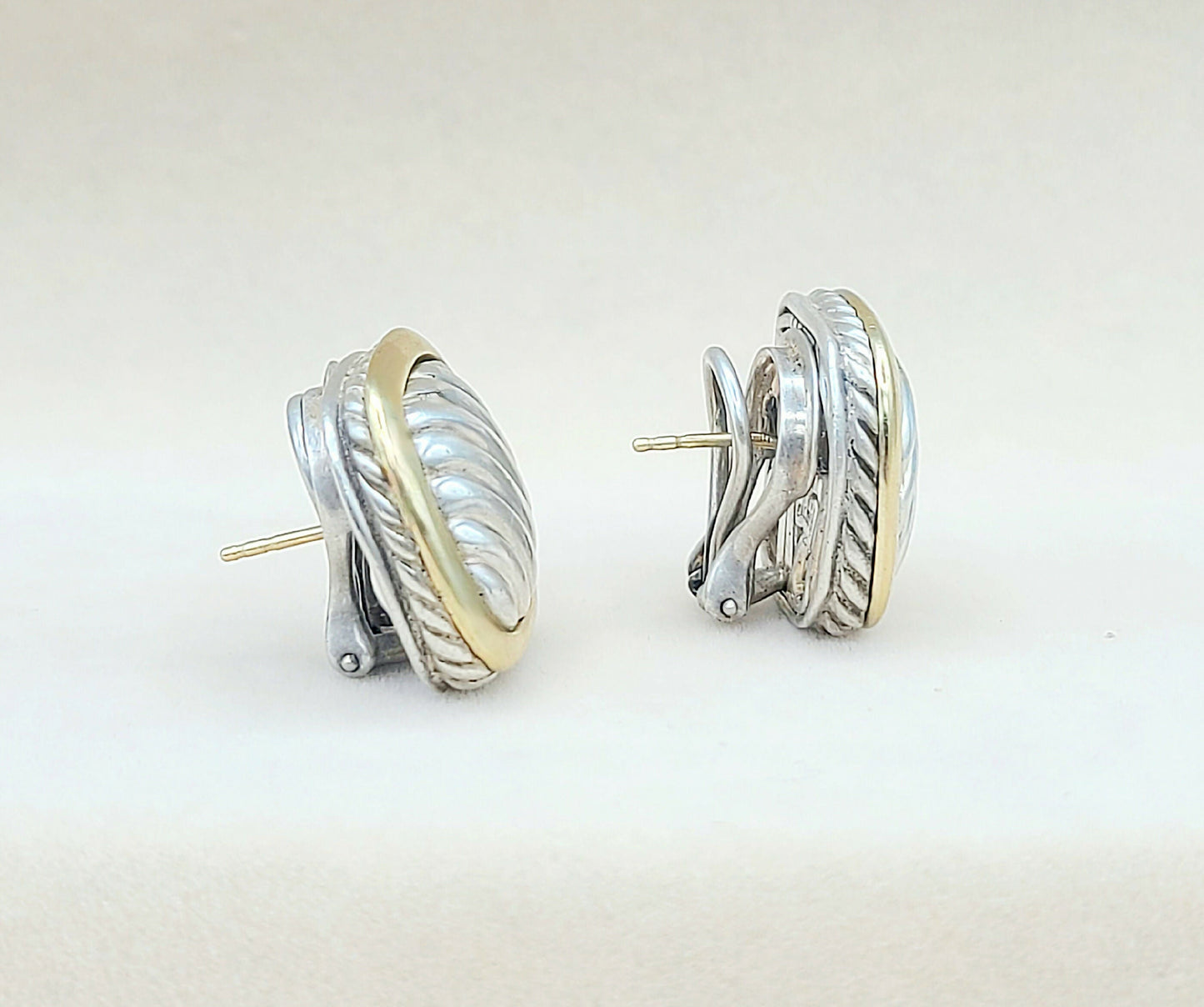    David Yurman Thoroughbred Sculpted Earrings With Gold