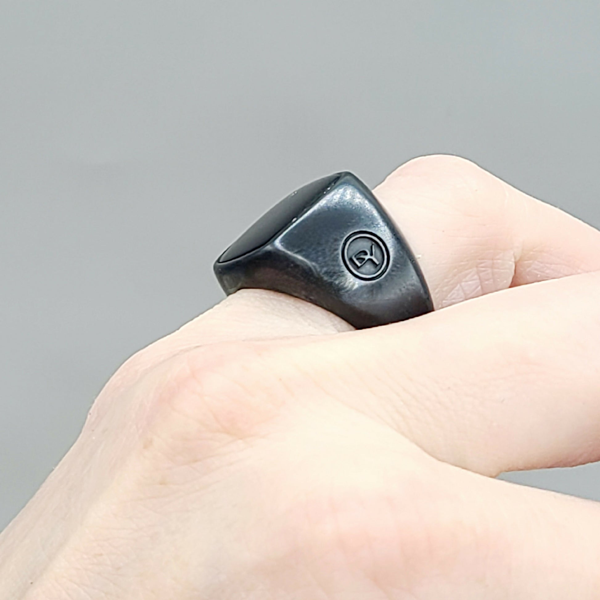    David Yurman Black Onyx Titatium Exotic Stone Signet Ring