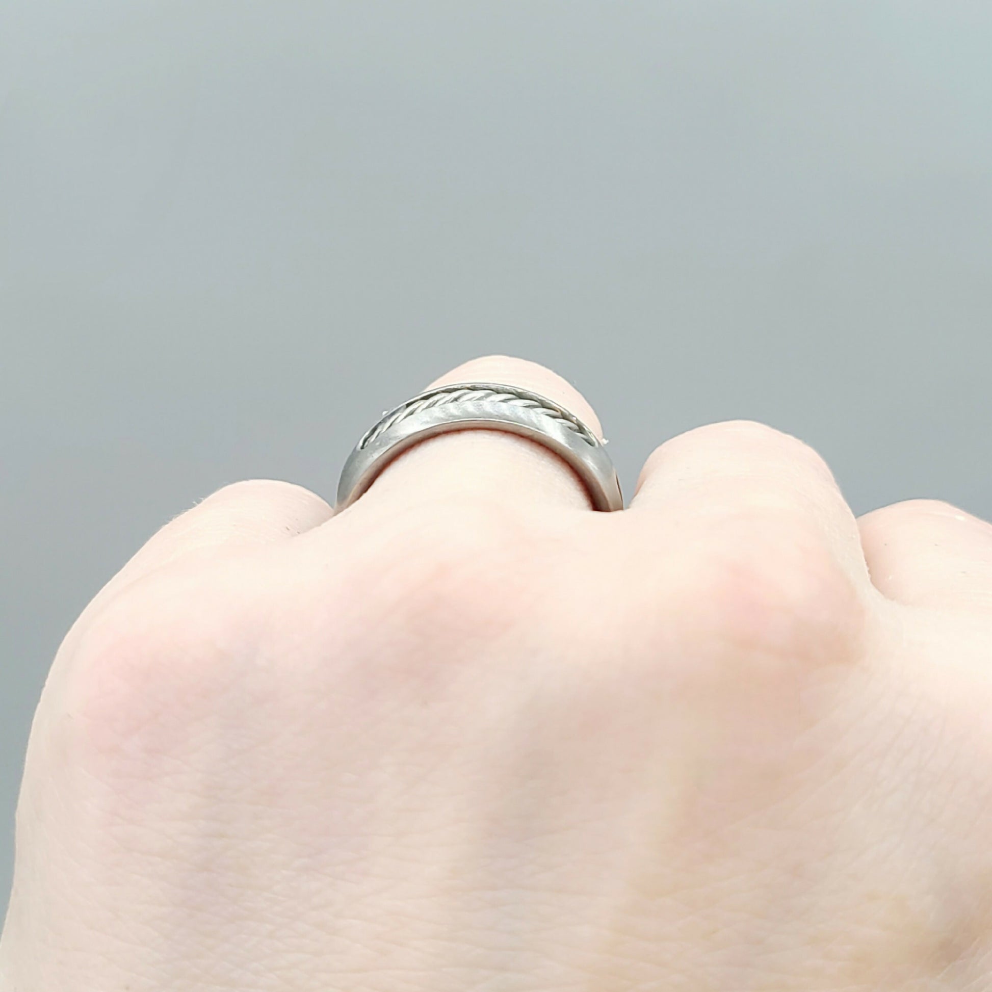    David Yurman Grey Titanium Cable Inset Band