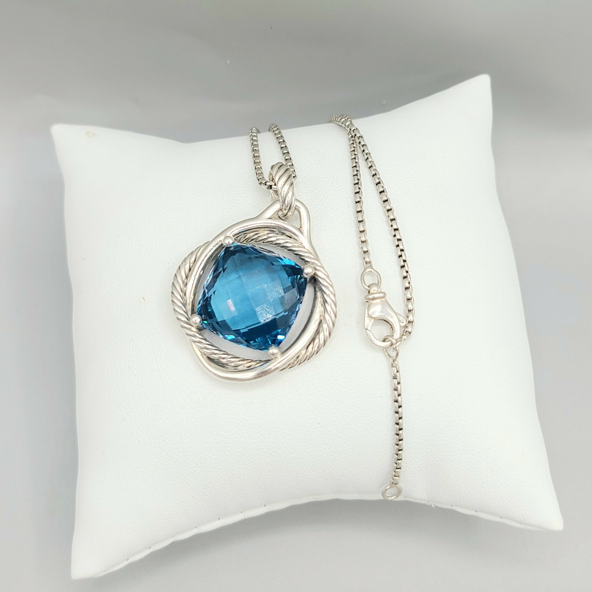   David Yurman Infinity 17mm Hampton Blue Topaz Pendant Enhancer Necklace-