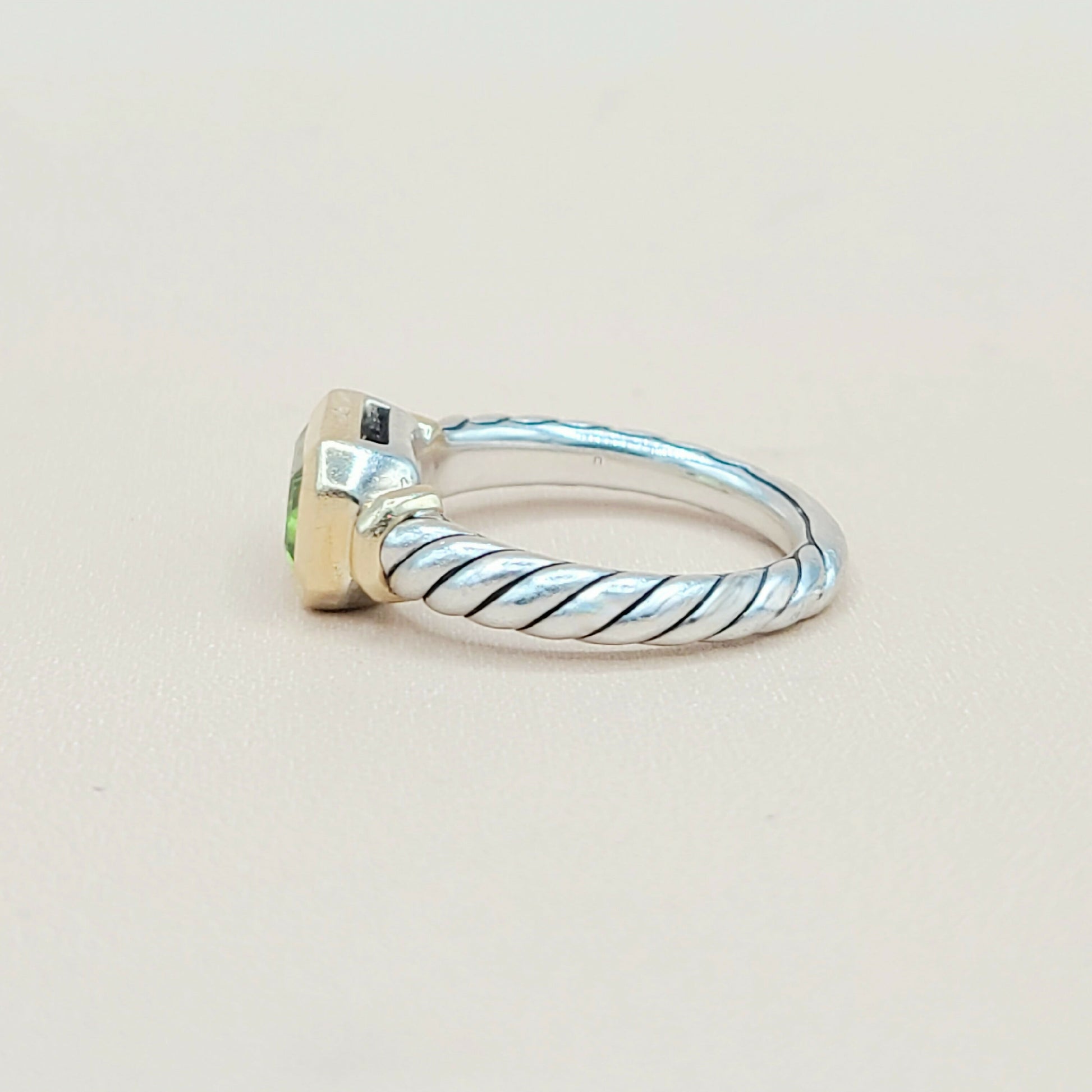    David Yurman Novella Peridot Gold Ring