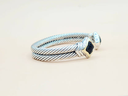    David Yurman Quatrefoil Double Cable Black Onyx Gold Bracelet