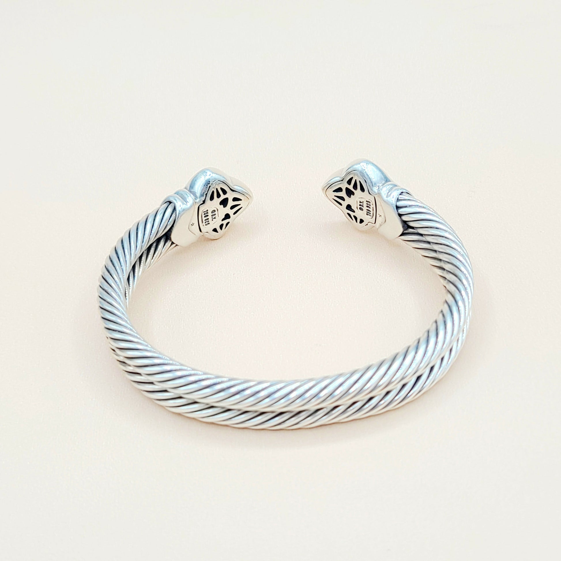    David Yurman Quatrefoil Double Cable Black Onyx Gold Bracelet