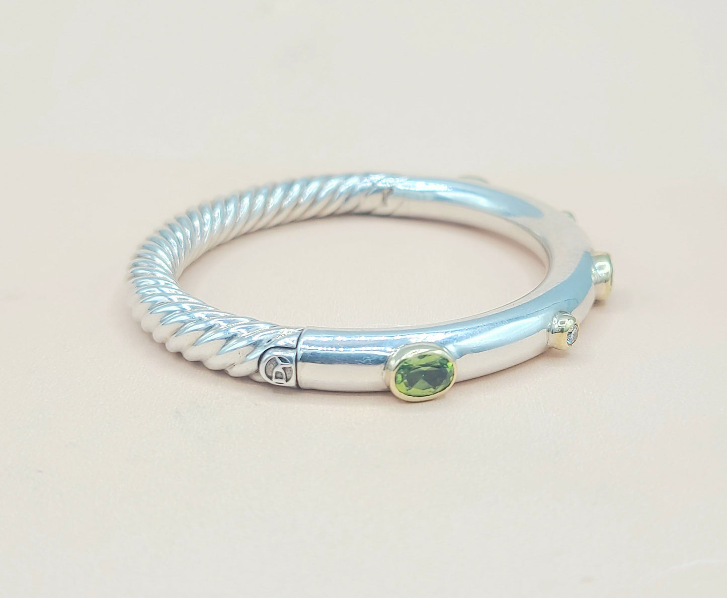    David Yurman Renaissance Peridot Diamond Gold Bangle Bracelet
