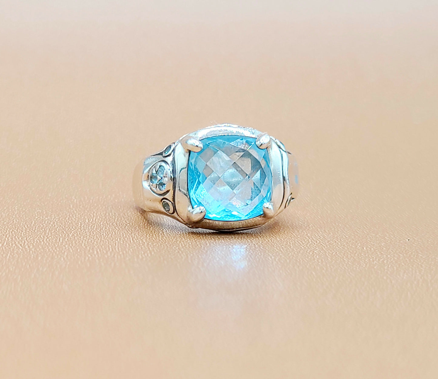    John Hardy Bamboo Ring Blue Topaz