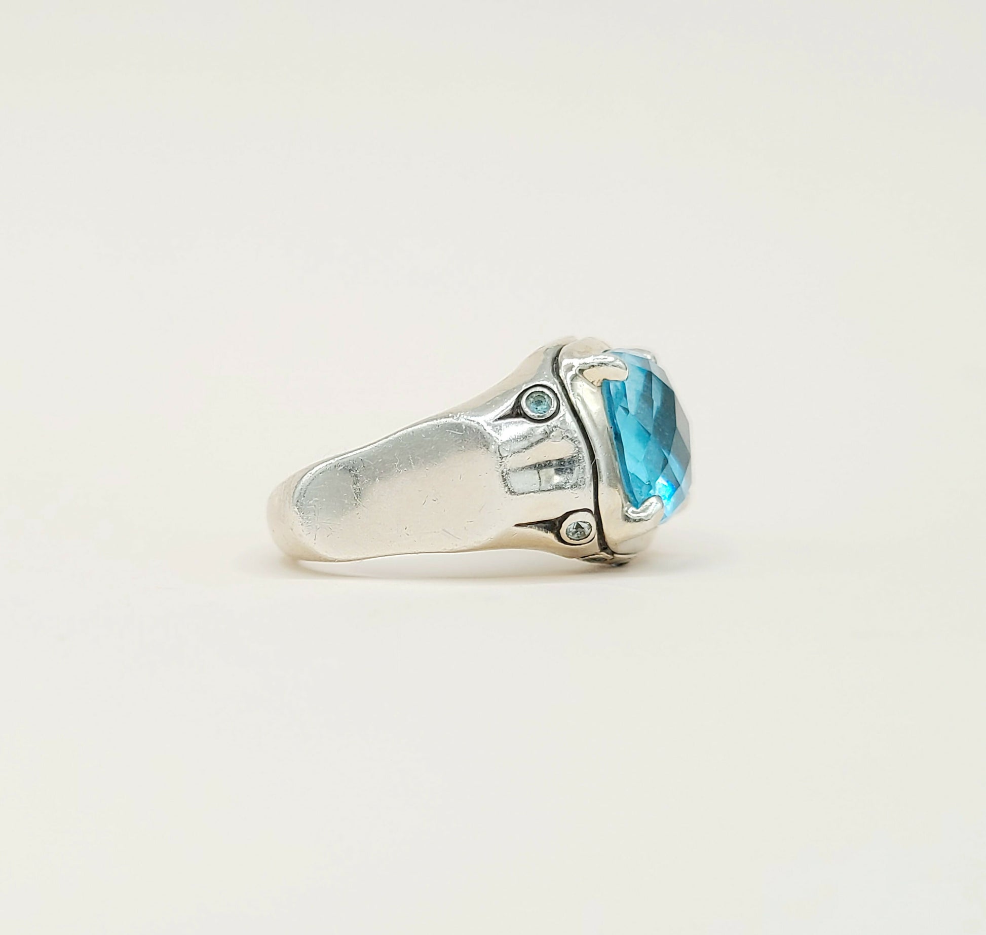    John Hardy Bamboo Ring Blue Topaz